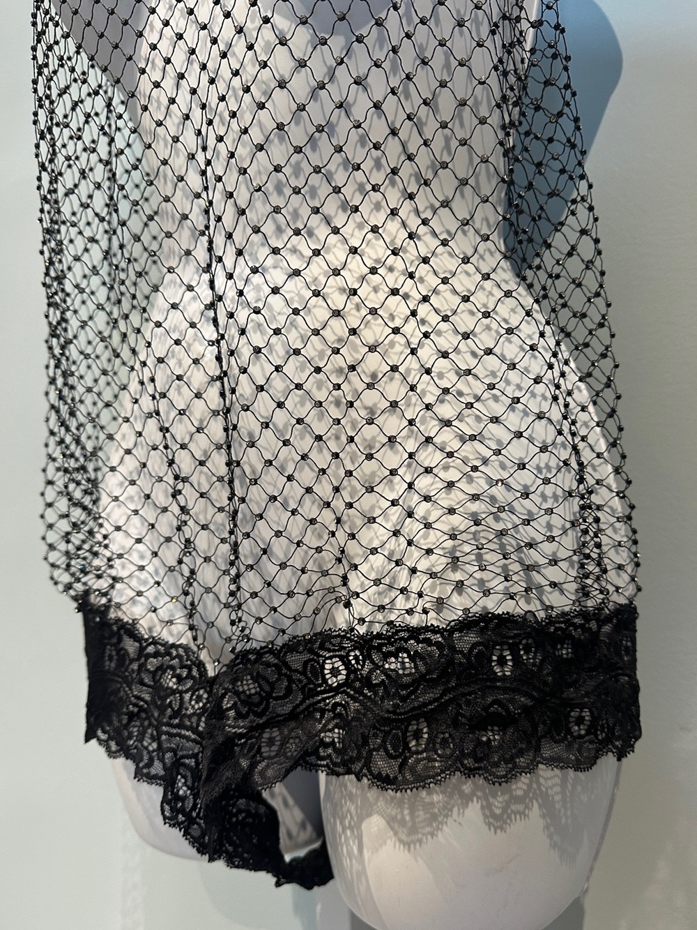 Yandy Fishnet Jewel Lingerie Large/XLarge - Picture 5 of 15